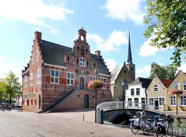 前市政厅前门面 1622 Oud Beijerland Hoeksche Waard 荷兰南部的老镇 — 图库照片