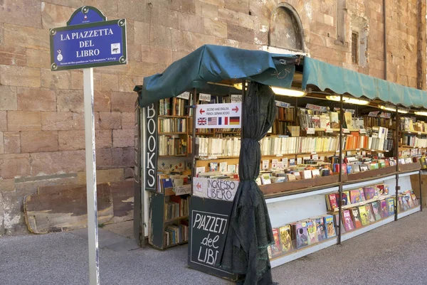 Lucca Italy September 2018 Second Hand Books Stall Piazetta Del — Stock Photo, Image