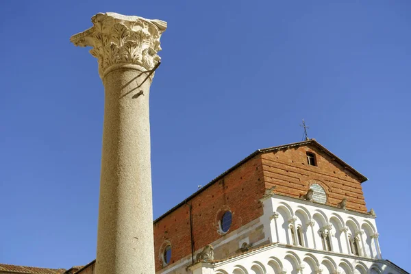 Kostel Santa Maria Forisportam Lucce Italy Pěkným Příkladem Pisan Románském — Stock fotografie