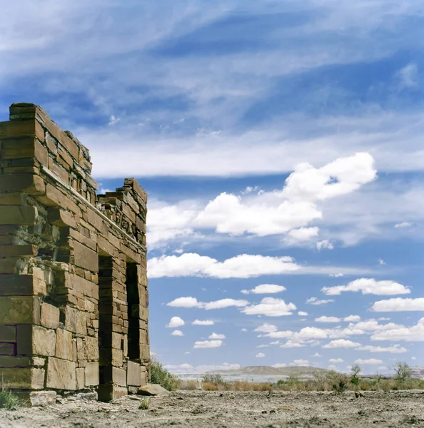 Vieja Ruina Una Ciudad Fantasma Borde Del Desierto Los — Foto de Stock