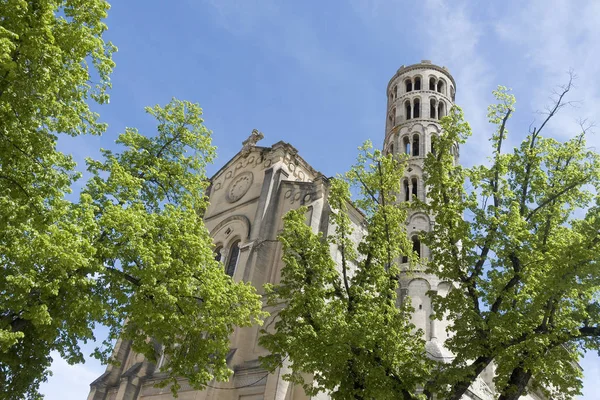 Die neoromanische fassade der st. odorit-kathedrale in uz — Stockfoto