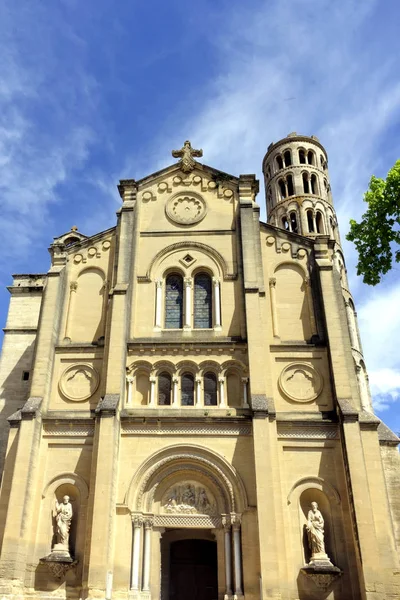 The St. Thodorit cathedral at Uzes — Stock Photo, Image