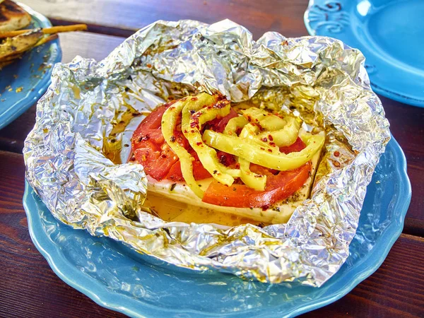 Grilled Feta Tomatoes Peppers Foil Typical Greek Mezze — Stock Photo, Image