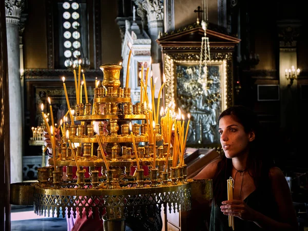 Athens Greece June 2018 Parishioner Light Candles Nave Metropolitan Cathedral — Stock Photo, Image