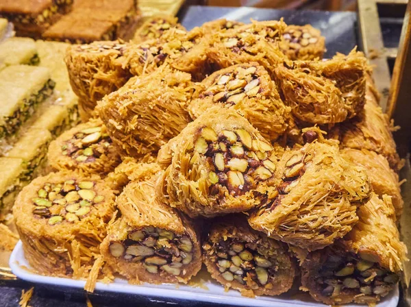 Baklava Traditional Arab Dessert Made Layers Filo Very Thin Unleavened — Stock Photo, Image