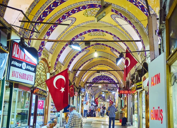Istambul Turquia Julho 2018 Vendedores Nas Passagens Kapali Carsi Grande — Fotografia de Stock