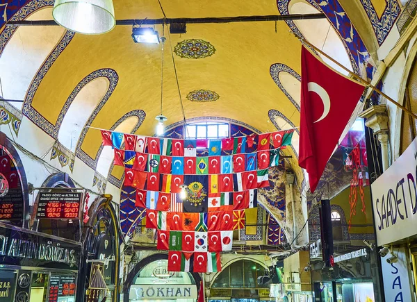 Стамбул Туреччина Липня 2018 Прапори Проходів Капали Carsi Гранд Базару — стокове фото
