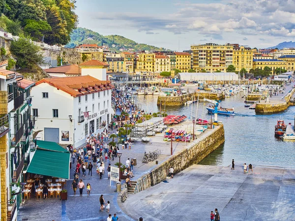 San Sebastián España Agosto 2018 Puerto San Sebastián Con Barrio — Foto de Stock