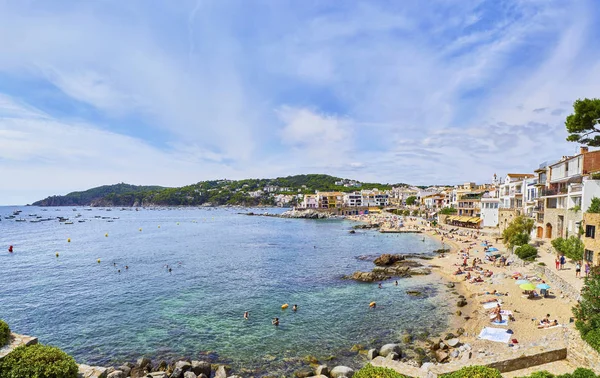 Calella Palafrugell Spain September 2018 Tourists Enjoying Sunbathing Platja Del — Stock Photo, Image