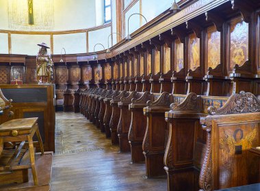 Milan, İtalya - 29 Aralık 2018. Basilica di Santa Maria delle Grazie korosu. Milan, Lombardiya, İtalya.