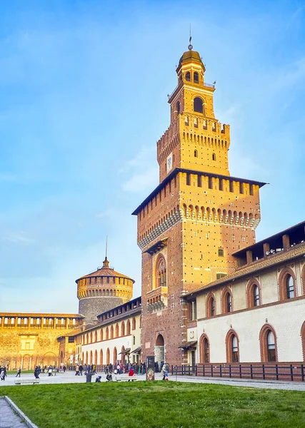 Milan Italië December 2018 Filarete Toren Van Het Castello Sforzesco — Stockfoto