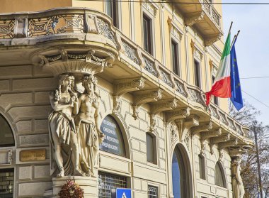 Milan, İtalya - 30 Aralık 2018. Tipik bina Milan, Lombardiya, İtalya.