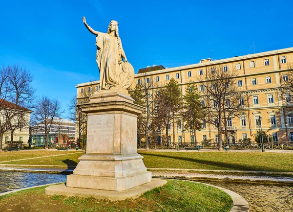 Monumento Daniele Manin Aiuola Balbo Jardines Cavour Turín Piamonte Italia — Foto de Stock