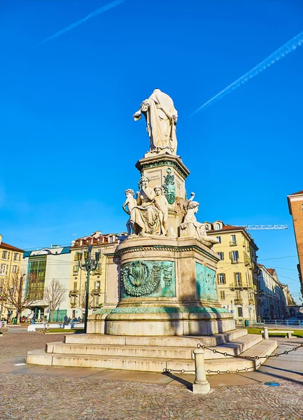 Turín Italia Diciembre 2018 Camillo Benso Conde Cavour Monumento Plaza —  Fotos de Stock