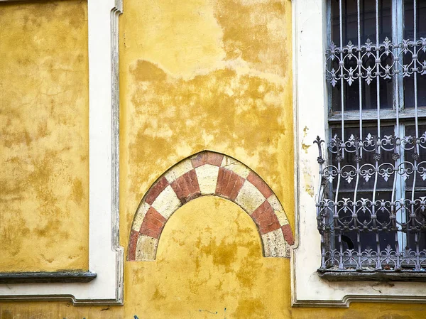 Vestígios Janela Medieval Fachada Principal Palácio Gazelli Rossana Asti Piemonte — Fotografia de Stock