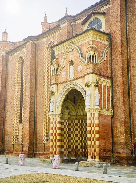 Vstup Boční Fasádě Cattedrale Santa Maria Assunta San Gottardo Asti — Stock fotografie