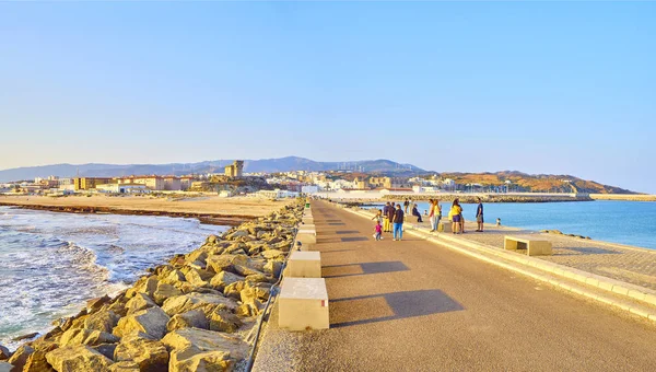 Tarifa Downtown. Cádiz (provincie), Andalusië, Spanje. — Stockfoto