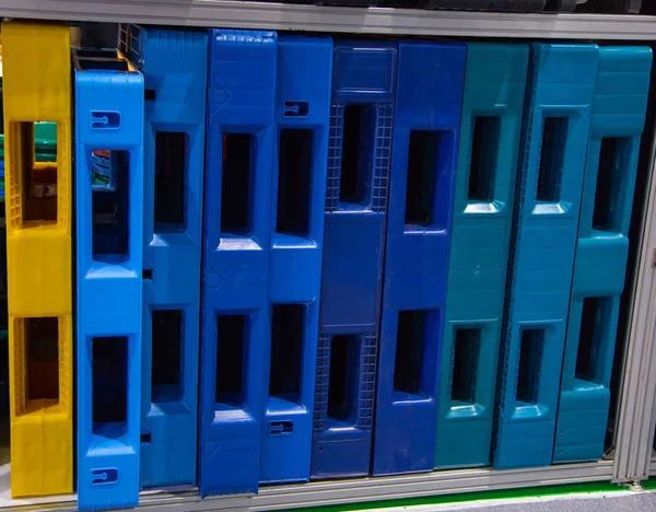 Rafa yerleştirilebilir plastik palet Hdpe malzeme istifleme makineleri için