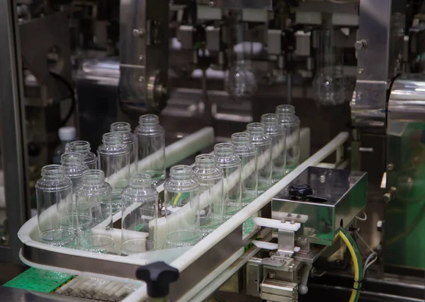 Sıvı plastik şişe dolum ve ambalaj makine imalatı