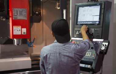 Sanayi işçisi veri programlama Cnc freze tezgahı için giriş