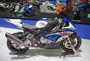 Bangkok, Tayland - 22 Ağustos 2018: Bmw S 1000 Rr Superbike büyük Motor Satılık 2018 yılında sunulan