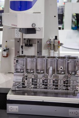 Yuvarlaklık ve silindirik profil ölçüm aleti motor silindir sıkıcı üzerinde çalışır