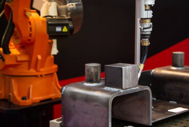 Çelik kaynak sanayi robot yay makinesi