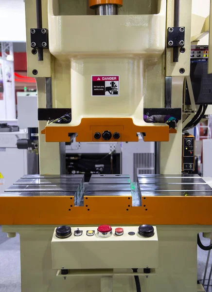 Máquina Prensa Estampado Metal Hidráulico Fabricación Industrial —  Fotos de Stock