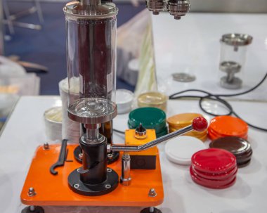 Elle yapılan çalmak çekme olabilir mühürleme makinesi