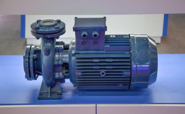 Santrifüj mavi pompa