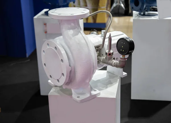 Centrifugal elektrisk vatten pump — Stockfoto