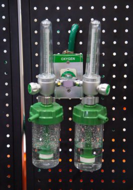 Nemlendirilmiş oksijen temini