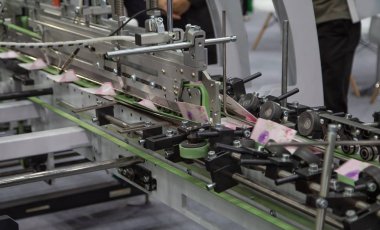 Paketleme yazdırma makinesi