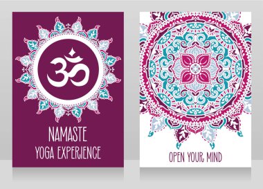 iki kart ile om sembolü ve etnik mandalalar,-ebilmek var olmak kullanılmış için yoga stüdyosu, vektör çizim