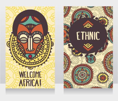 geleneksel Afrika maskesi ve etnik süs ile iki afiş, turistik afiş, vektör illüstrasyon olarak kullanılabilir
