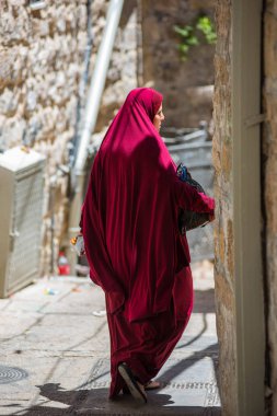 Jerusalem, İsrail - 16 Mayıs 2018: Filistin Müslüman insanlar onların günlük yaşam Kudüs Arap çeyrekte yaşayan