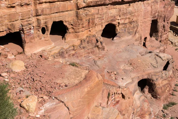 Ingresso Una Grotta Tomba Reale Petra Giordania Sotterraneo Antica Scultura — Foto Stock