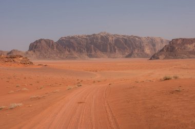 Jebel ROM dağ çölünde Wadi Rum, Jordan
