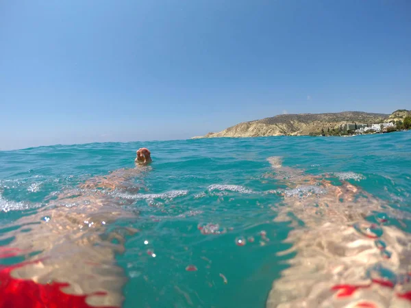 Man Floating Sea Water Feet Legs Swimmer Red Swimwear Floating — Stock Photo, Image