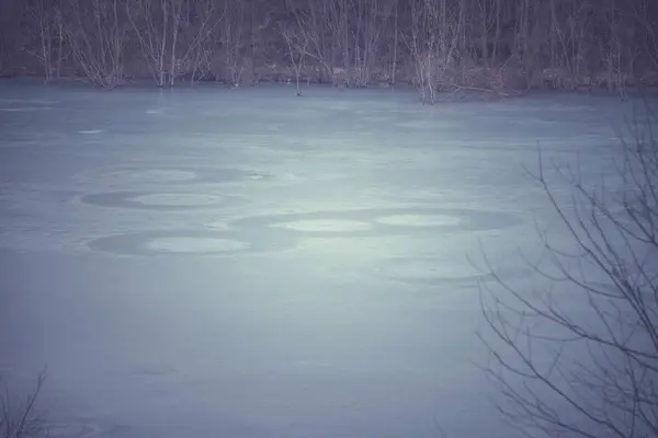 Das Abwasser Ist Mit Zyanid Und Anderen Rückständen Aus Dem — Stockfoto