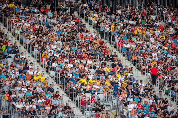 Cluj Romania Giugno 2018 Una Folla Persone Tifosi Calcio Nella — Foto Stock