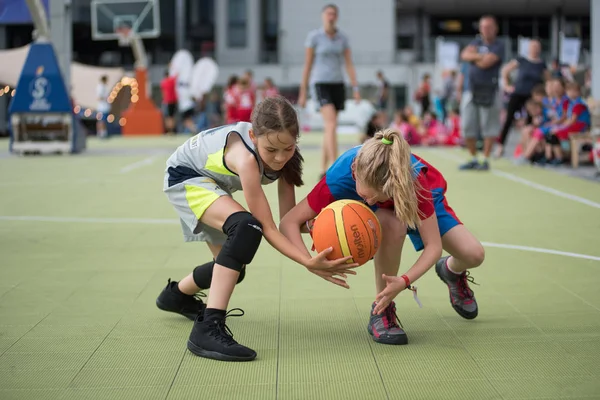 Cluj Rumunsko Června 2018 Děti Hrají Basketbal Během Sportovní Festival — Stock fotografie