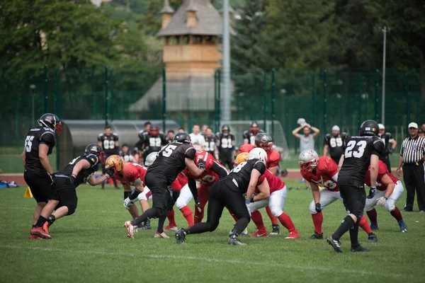 Cluj Rumunia Czerwca 2018 Zespół Futbolu Amerykańskiego Cluj Krzyżowców Grając — Zdjęcie stockowe