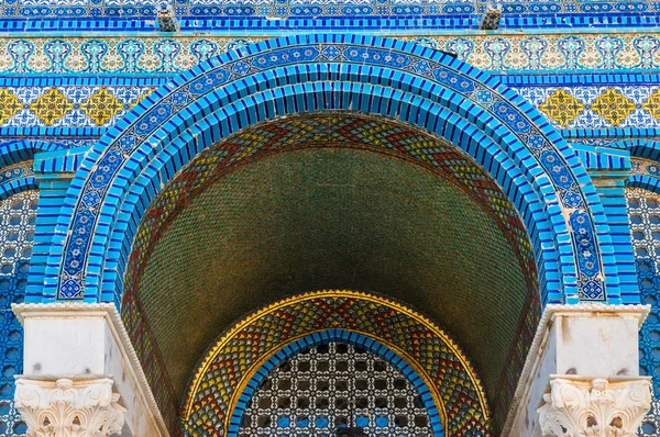 Exterior view of Arabic mosaic tiles on the Dome of the Rock (Al Qubbet As-Sahra in Arabic) in the holy site of the Temple Mount in Jerusalem, Israel