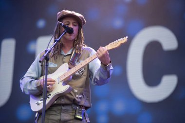 Bontida, Romanya - 19 Temmuz 2018: İngiliz şarkıcı Jp Cooper elektrik kale Festivali bir live show yapmak