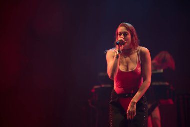 Bontida, Romanya - 19 Temmuz 2018: İsveç electropop duo simge elektrik Castle Müzik Festivali canlı bir konserde gerçekleştirme Pop