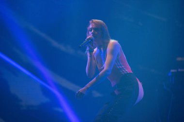 Bontida, Romanya - 19 Temmuz 2018: İsveç electropop duo simge elektrik Castle Müzik Festivali canlı bir konserde gerçekleştirme Pop