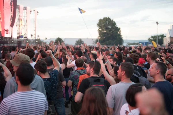 Bontida Roemenië Juli 2018 Menigte Van Vrolijke Fans Plezier Feesten — Stockfoto