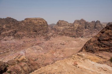 Görünüm kurban yüksek yerden. Petra, Jordan