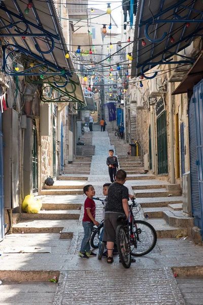 Jerusalem Israel Mayo 2018 Niños Palestinos Locales Juegan Barrio Musulmán — Foto de Stock
